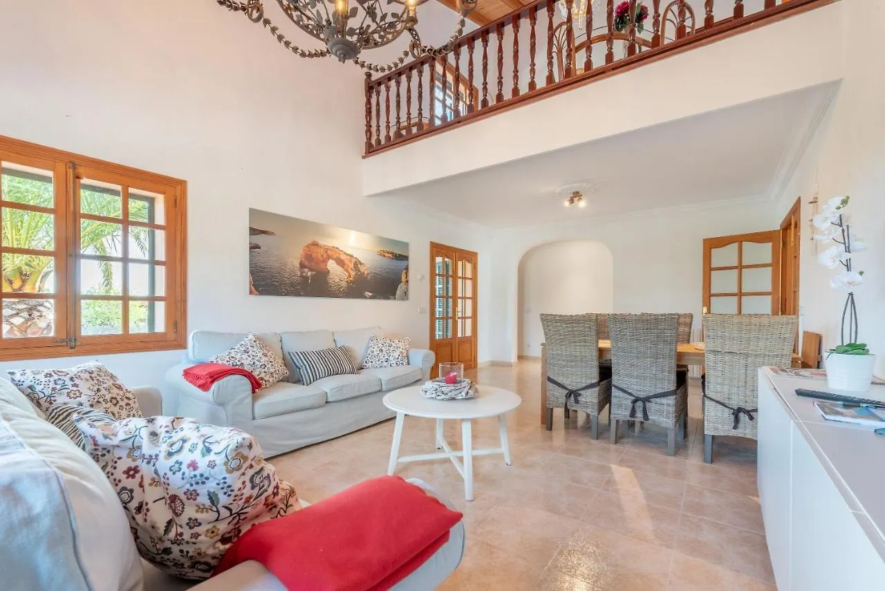 Holiday home Es Canto Cala Llombards